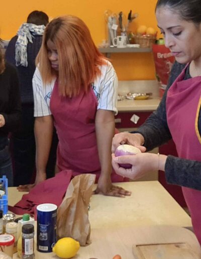 Atelier cuisine de l'épicerie solidaire de Bordeaux Capucins en gironde, échange